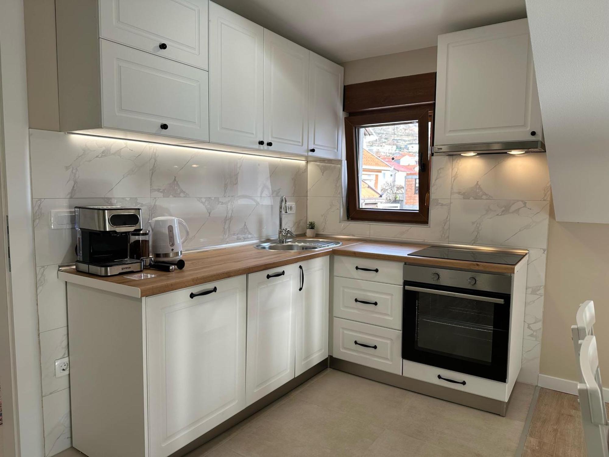 Apartment 16Th Street Mostar Exteriör bild